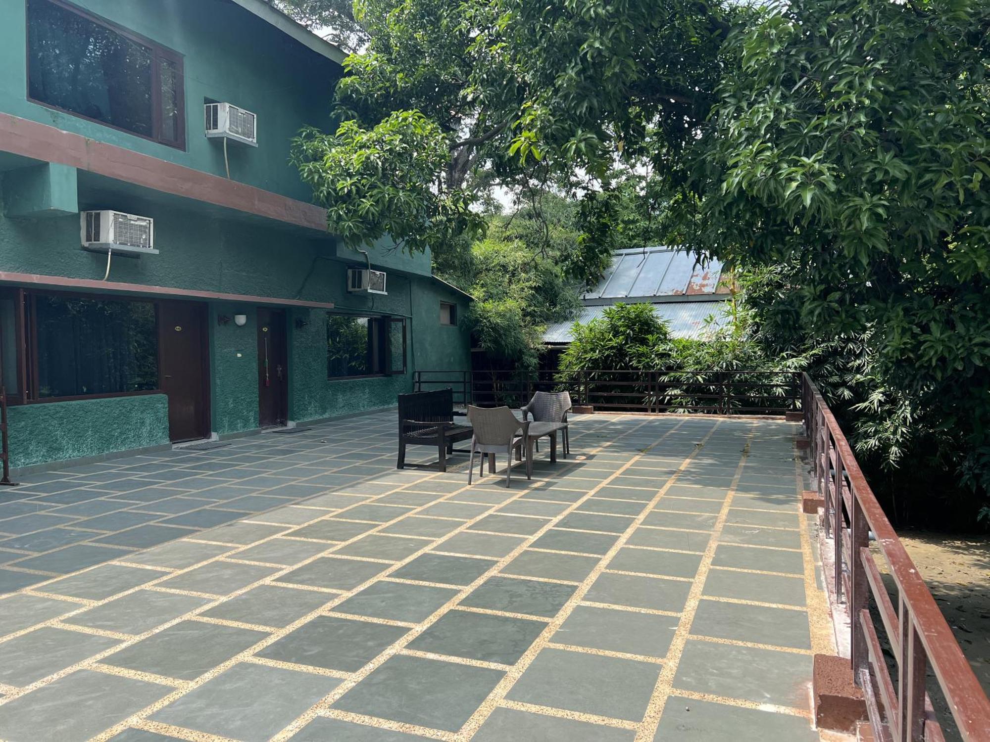Riverside By Aahma Garjia Exterior photo