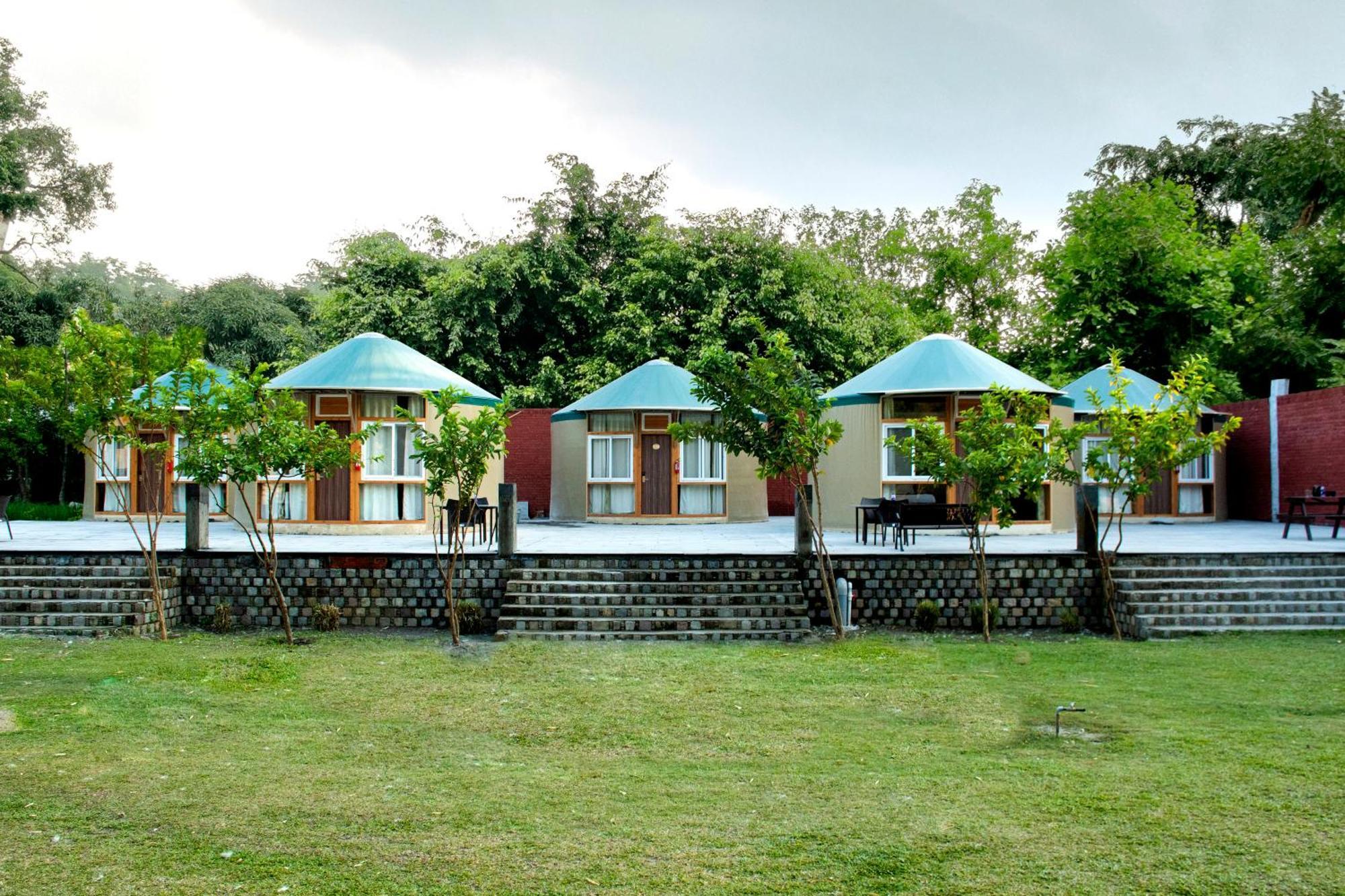 Riverside By Aahma Garjia Exterior photo