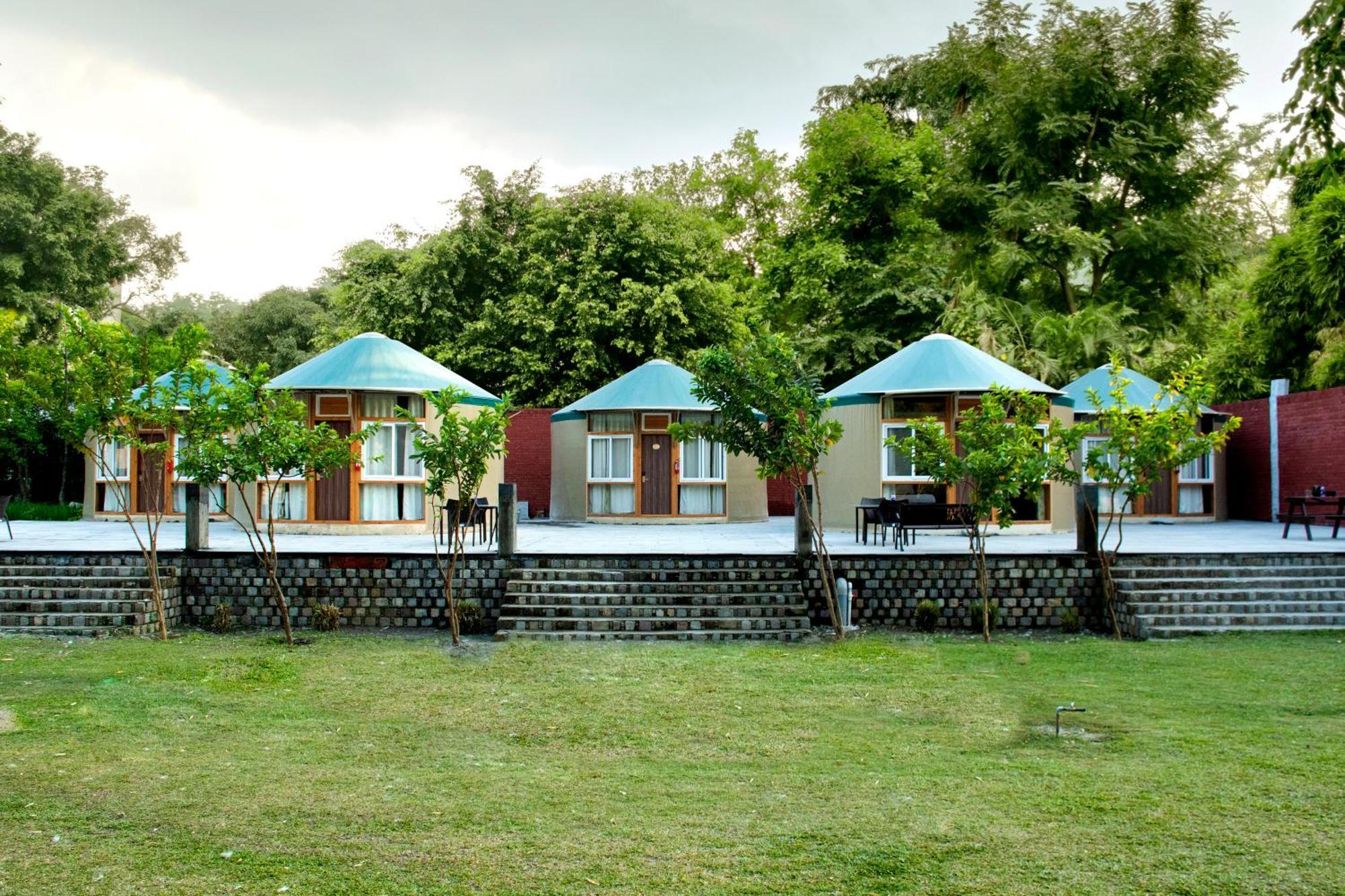 Riverside By Aahma Garjia Exterior photo