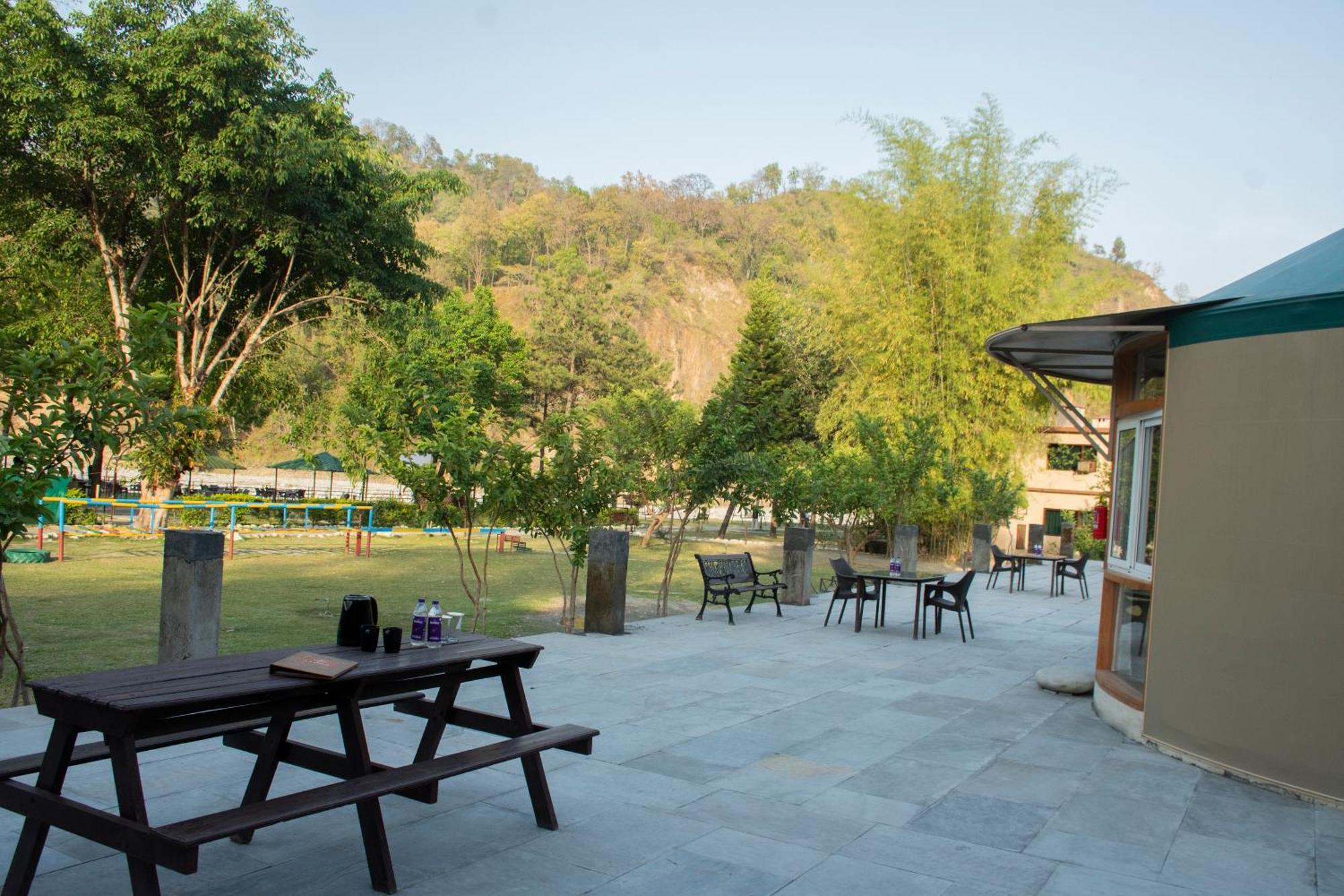 Riverside By Aahma Garjia Exterior photo